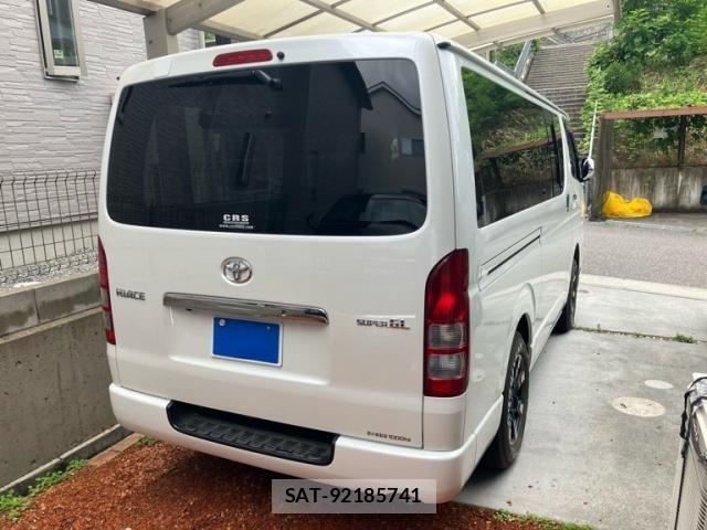 Toyota HIACE VAN 2013-10 7226210-3