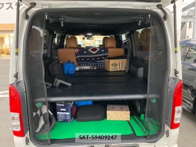 Toyota HIACE VAN 2020-09 7226237-9