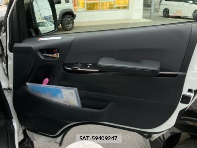 Toyota HIACE VAN 2020-09 7226237-15