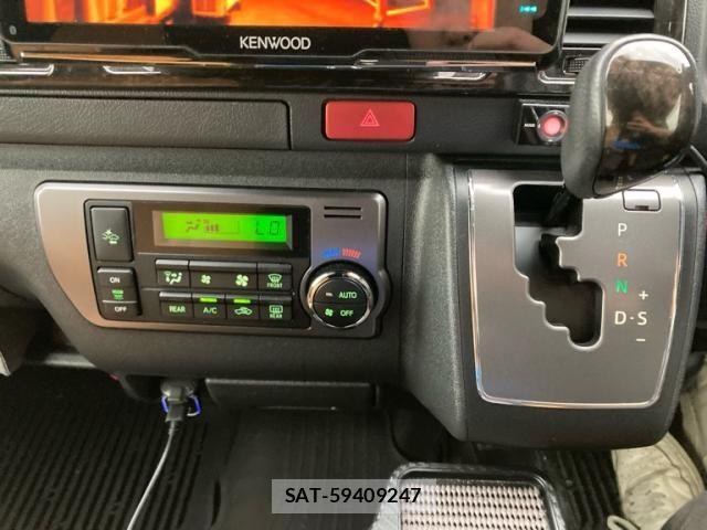 Toyota HIACE VAN 2020-09 7226237-22