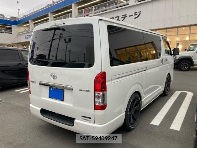Toyota HIACE VAN 2020-09 7226237-2