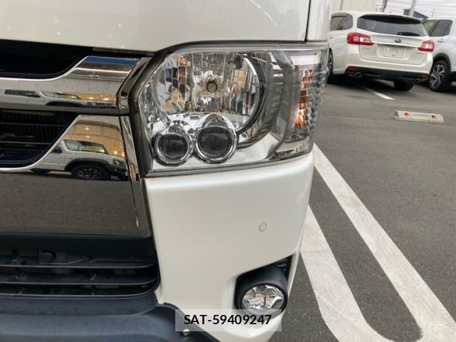 Toyota HIACE VAN 2020-09 7226237-4