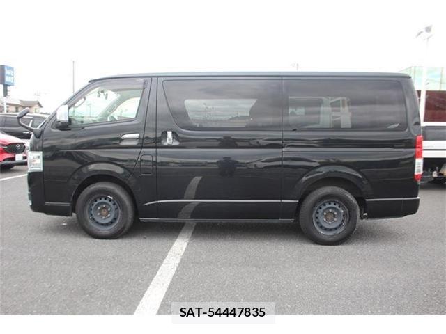 Toyota HIACE VAN 2022-09 7226261-10