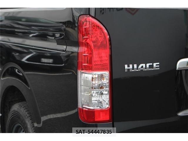 Toyota HIACE VAN 2022-09 7226261-17
