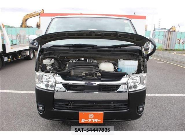 Toyota HIACE VAN 2022-09 7226261-28