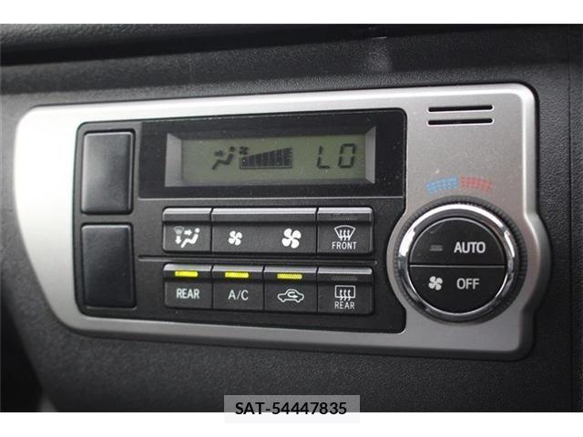 Toyota HIACE VAN 2022-09 7226261-3