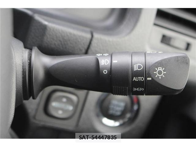 Toyota HIACE VAN 2022-09 7226261-4