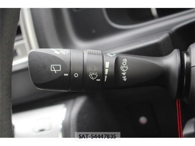 Toyota HIACE VAN 2022-09 7226261-5