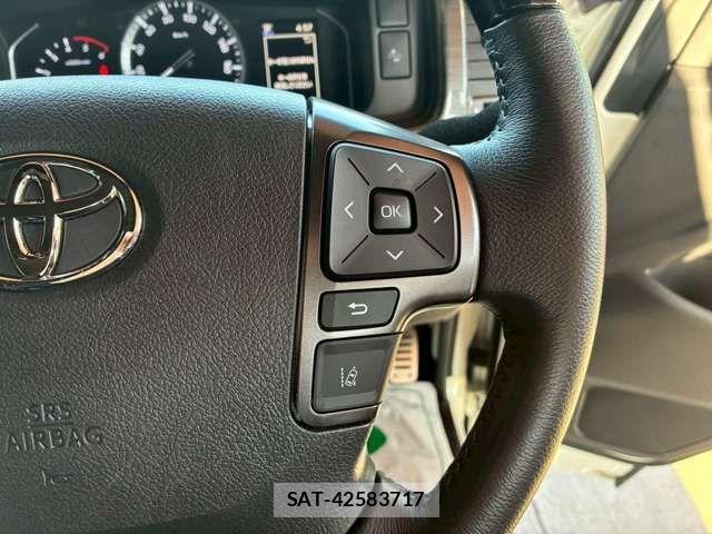 Toyota HIACE VAN 2022-05 7226253-12