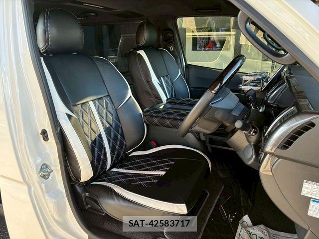Toyota HIACE VAN 2022-05 7226253-16