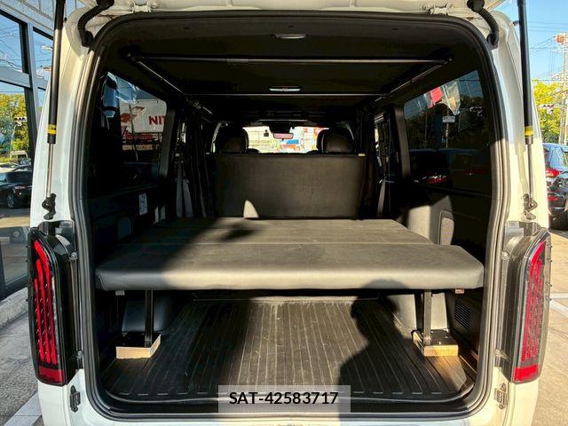Toyota HIACE VAN 2022-05 7226253-19