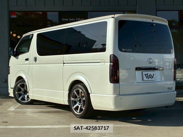 Toyota HIACE VAN 2022-05 7226253-20