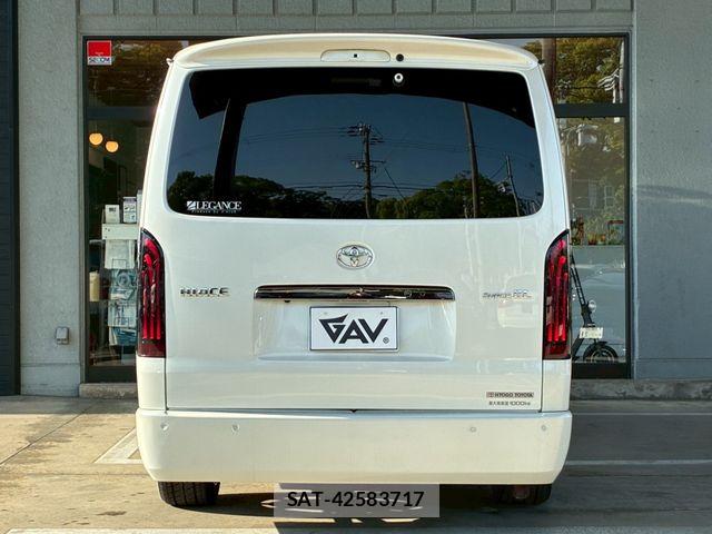 Toyota HIACE VAN 2022-05 7226253-21