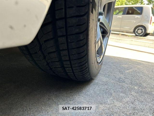 Toyota HIACE VAN 2022-05 7226253-26