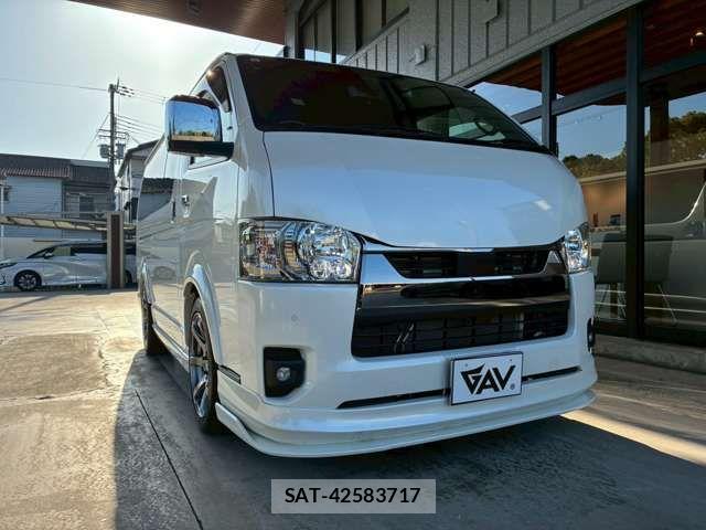 Toyota HIACE VAN 2022-05 7226253-3
