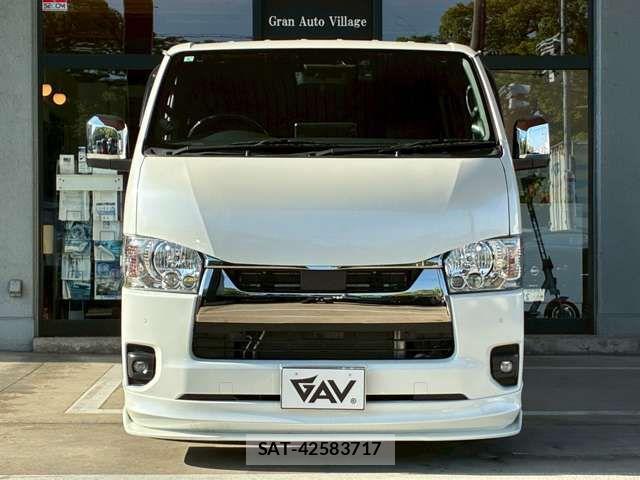 Toyota HIACE VAN 2022-05 7226253-5