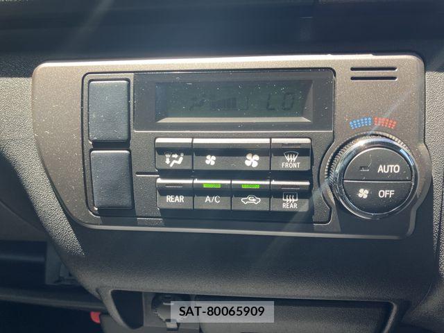 Toyota HIACE VAN 2024-05 7226271-14