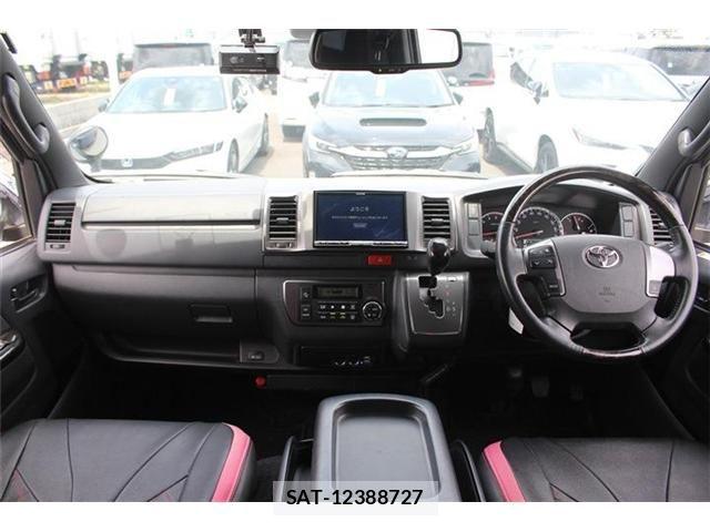 Toyota HIACE VAN 2020-03 7226234-27