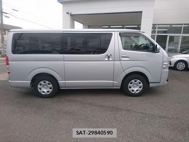 Toyota HIACE VAN 2020-01 7226235-9