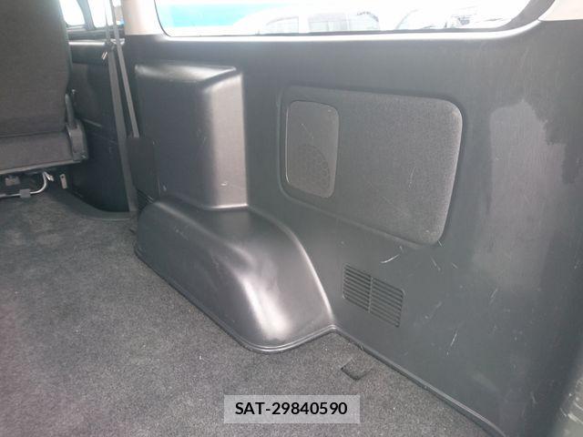 Toyota HIACE VAN 2020-01 7226235-17