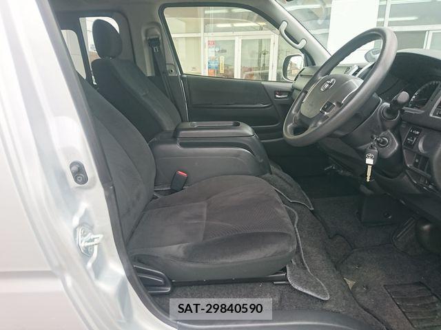Toyota HIACE VAN 2020-01 7226235-1