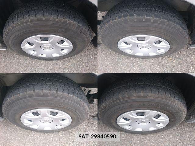 Toyota HIACE VAN 2020-01 7226235-25