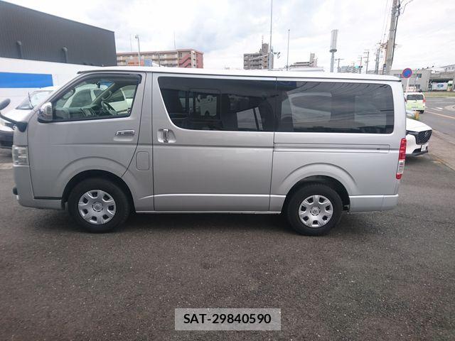 Toyota HIACE VAN 2020-01 7226235-8