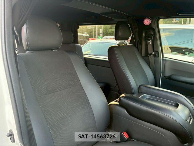 Toyota HIACE VAN 2024-06 7226267-10