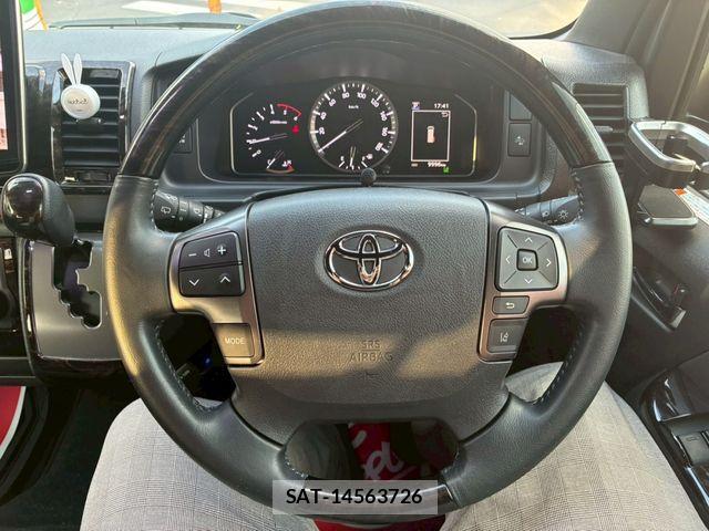 Toyota HIACE VAN 2024-06 7226267-18