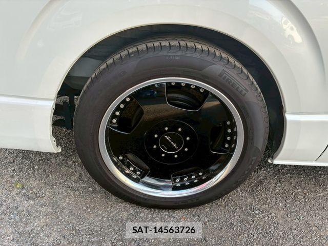Toyota HIACE VAN 2024-06 7226267-19