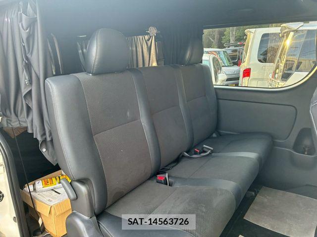 Toyota HIACE VAN 2024-06 7226267-3
