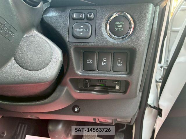 Toyota HIACE VAN 2024-06 7226267-6