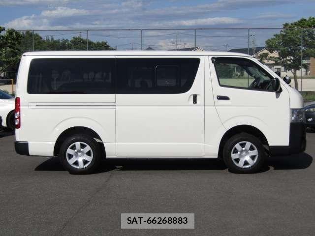 Toyota HIACE VAN 2018-10 7252634-19