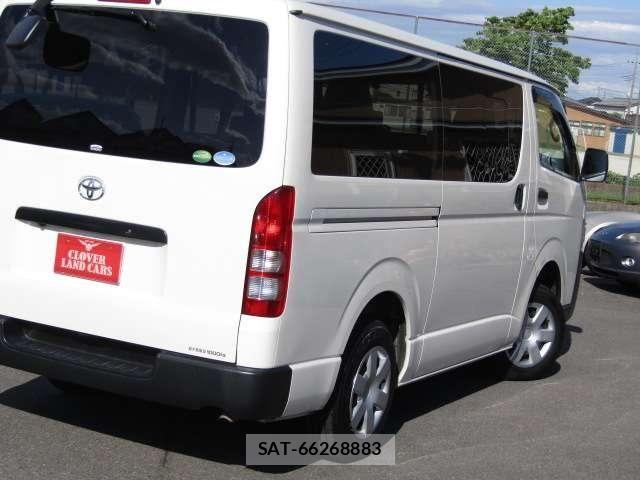 Toyota HIACE VAN 2018-10 7252634-24