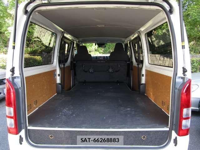 Toyota HIACE VAN 2018-10 7252634-3