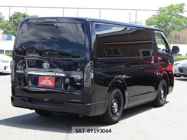 Toyota HIACE VAN 2016-07 7252628-29