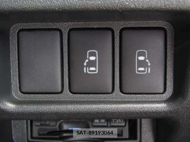 Toyota HIACE VAN 2016-07 7252628-3