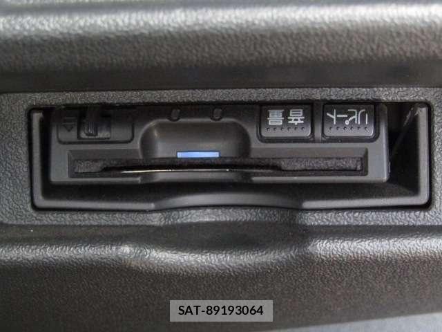 Toyota HIACE VAN 2016-07 7252628-6