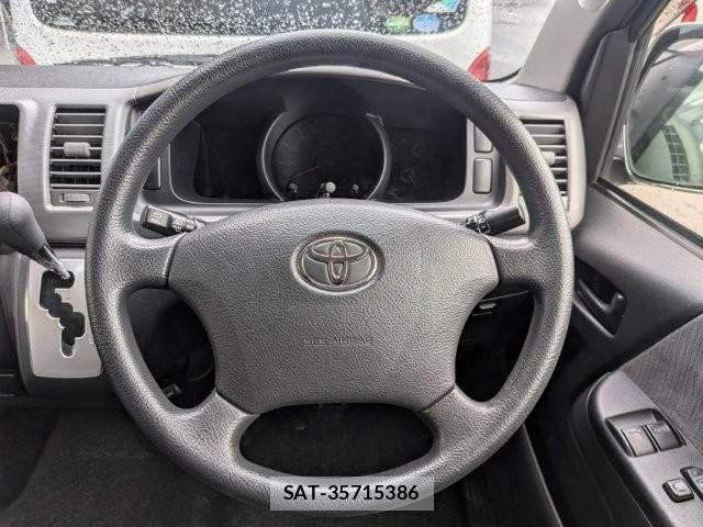Toyota HIACE VAN 2012-06 7252622-8