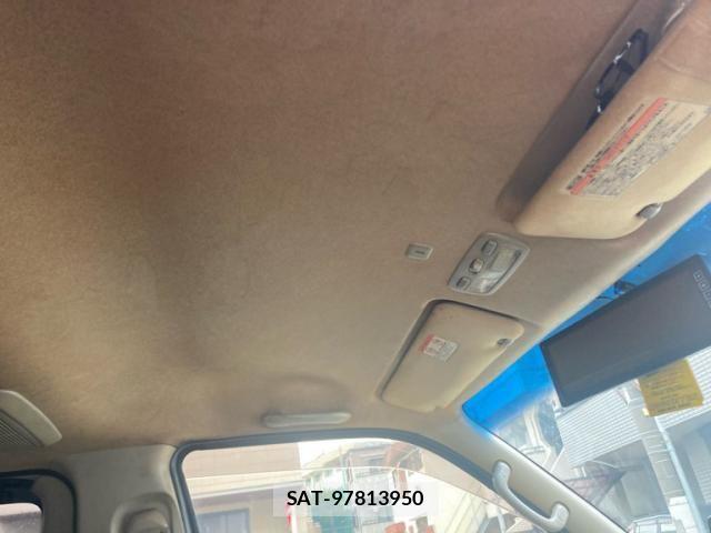 Toyota HIACE VAN 2012-03 7252629-11