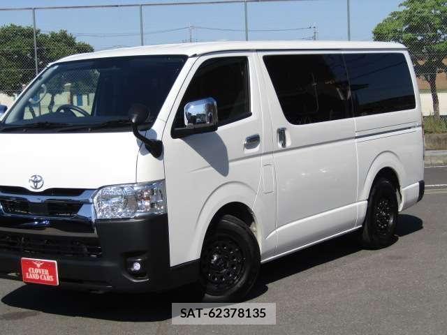Toyota HIACE VAN 2024-07 7252611-12