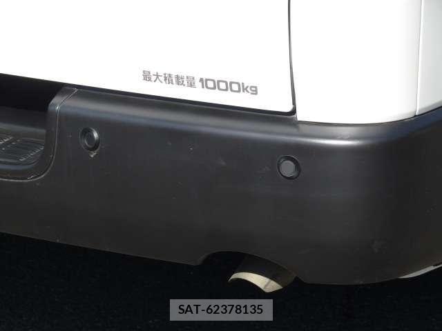 Toyota HIACE VAN 2024-07 7252611-14
