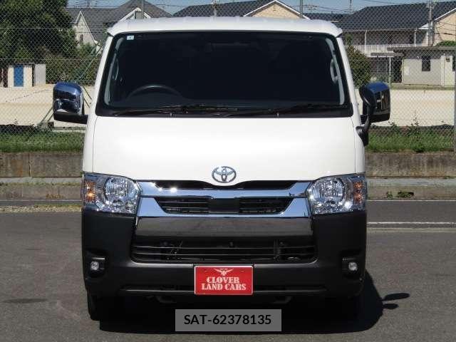 Toyota HIACE VAN 2024-07 7252611-18