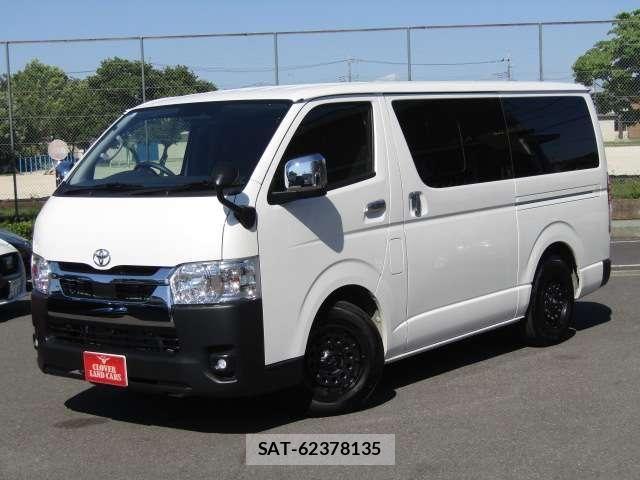 Toyota HIACE VAN 2024-07 7252611-21