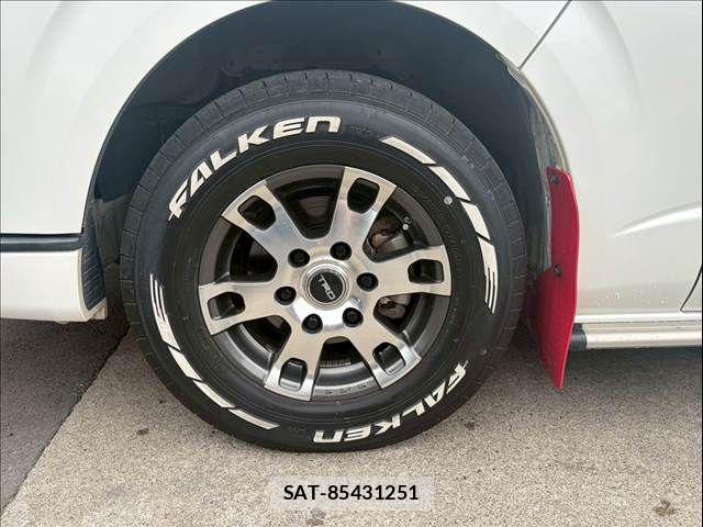 Toyota HIACE VAN 2020-06 7252614-9