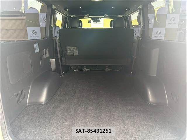 Toyota HIACE VAN 2020-06 7252614-20