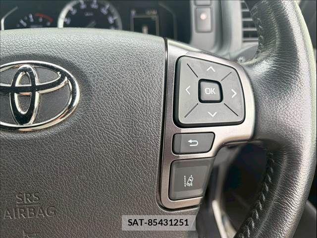 Toyota HIACE VAN 2020-06 7252614-27