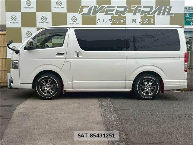Toyota HIACE VAN 2020-06 7252614-6
