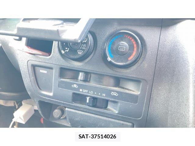 Toyota HIACE VAN 2007-03 7252633-15