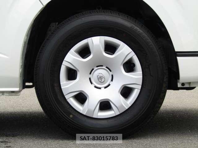Toyota HIACE VAN 2020-02 7252619-25